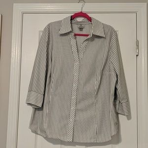 Women's 3/4 Sleeve Dress Shirt
